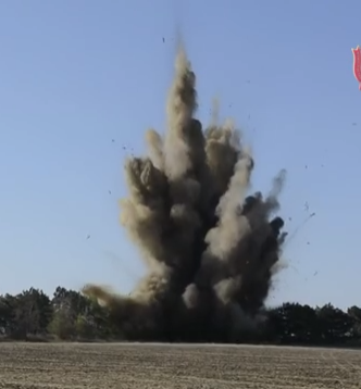 Бойовики показали як знищують нібито снаряди ЗСУ — відео