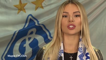 Дружини українських футболістів привітали захисників зі святом — відео