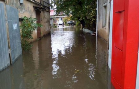 Як виглядають вулиці Одеси після затоплення — фото