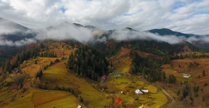 Дивовижні пейзажі осінніх Карпат — фото Дивовижні пейзажі осінніх Карпат — фото