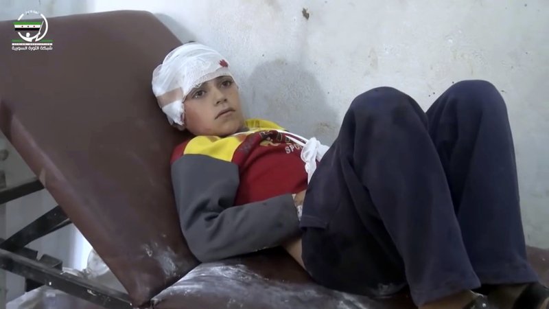 Авіаудар по сирійській школі забрав життя 22 дітей та 6 вчителів — відео