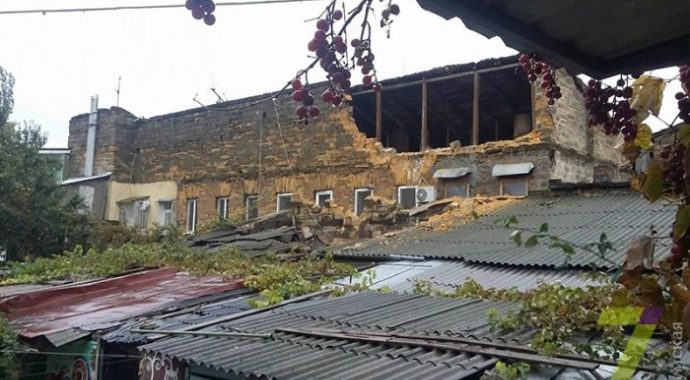 В Одесі під завалами будинку загинув 21-річний хлопець — фото В Одесі під завалами будинку загинув 21-річний хлопець — фото