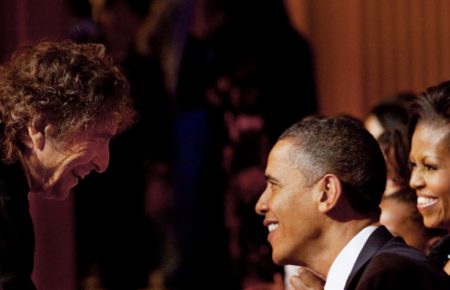 Обама привітав Ділана із «Нобелем» і назвав улюбленим поетом