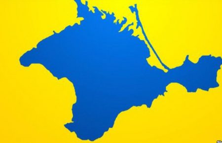 Украина сама не поднимает тему Крыма на международном уровне, — Стародубов