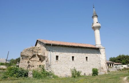 У Криму силовики обшукали мечеті та затримали імамів — адвокат