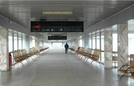 Тиша та порожнеча: луганський залізничний вокзал сьогодні — фоторепортаж