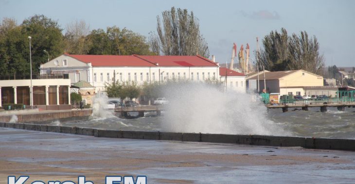 Шторм на керченській набережній — відео Шторм на керченській набережній — відео