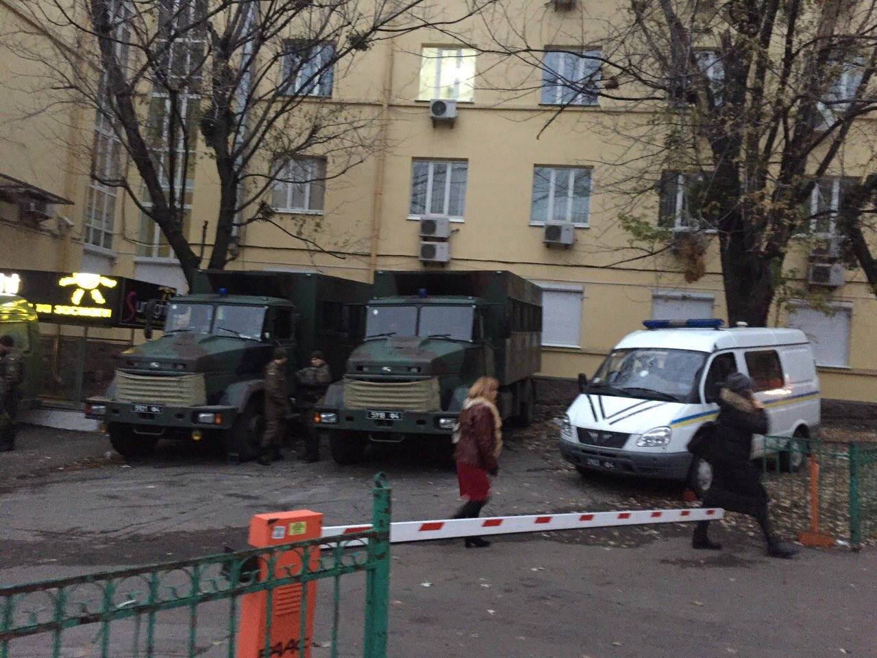 До погромів офіса Медведчука в Києві готувалися ще вдень