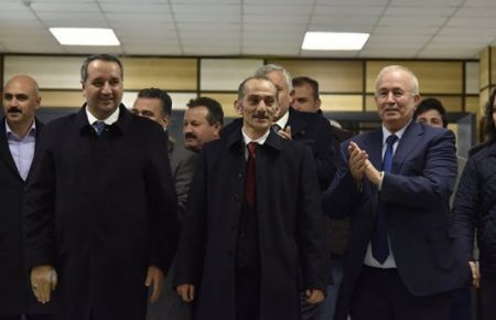 У складі турецької делегації, що прибула до окупованого Криму, присутній брат президента