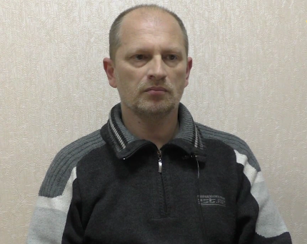 В мережі з'явилось відео допиту полоненого луганського блогера