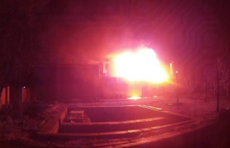 Бійці полку "Дніпро-1" розповіли, як гасили пожежу під обстрілами - фото