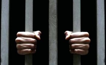 Следователь угрожал мне отобрать моих детей, — жена политузника Коломийца Следователь угрожал мне отобрать моих детей, — жена политузника Коломийца