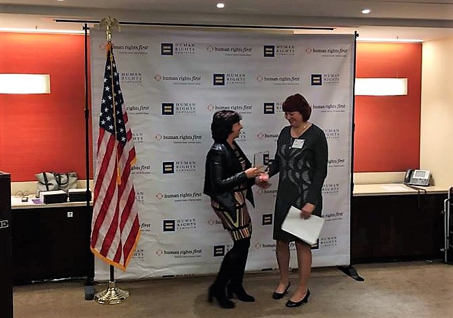 Українська правозахисниця отримала міжнародну нагороду в США