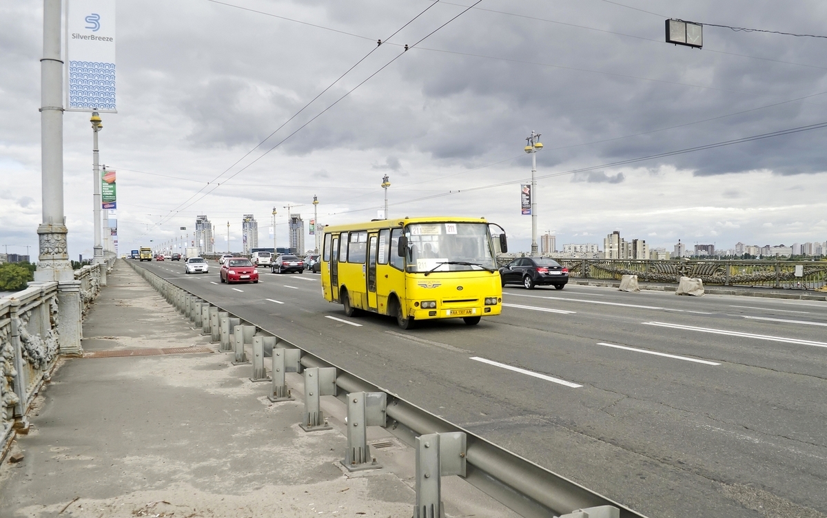У Києві подорожчали маршрутки — тарифи на приміські рейси також зросли
