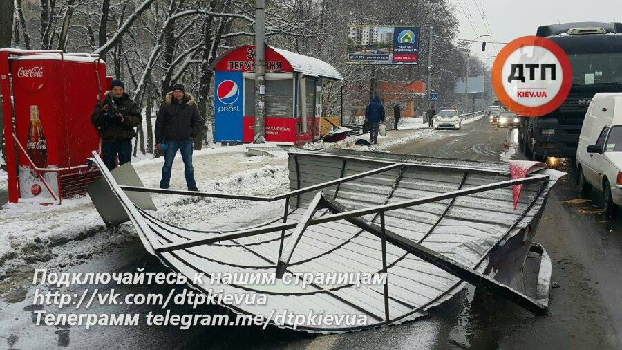 В поліції повідомили деталі масштабної ДТП у Києві