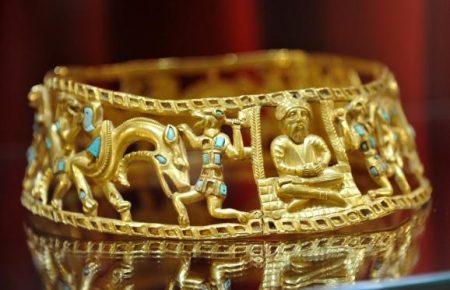 Навіть Фаберже не вдалося розгадати таємницю цієї техніки: історикиня про «скіфське золото»