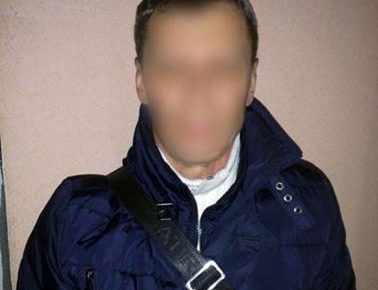 Правохоронці затримали "посадовця "ЛНР", коли той їхав на "роботу"