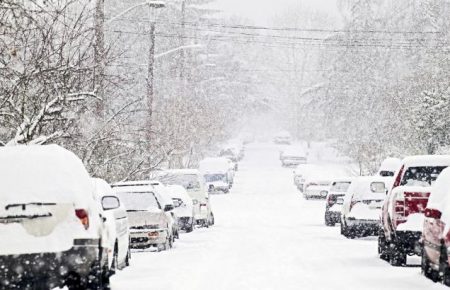 ДСНС попереджає про сильні снігопади на Різдво