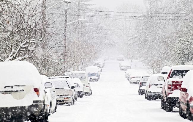 ДСНС попереджає про сильні снігопади на Різдво