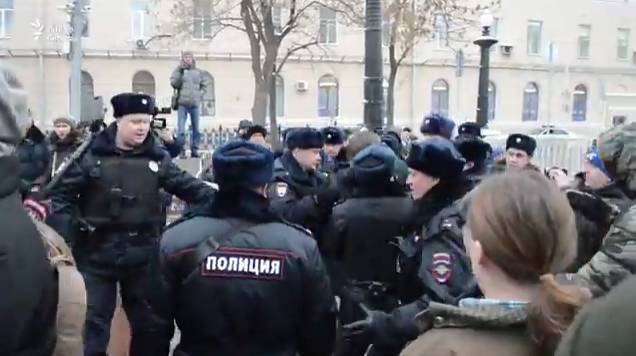 Як в Москві розганяли учасників мітингу на підтримку політв'язнів ВІДЕО