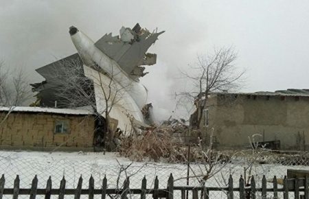 У Киргизстані розбився «Боїнг» — 32 людини загинули
