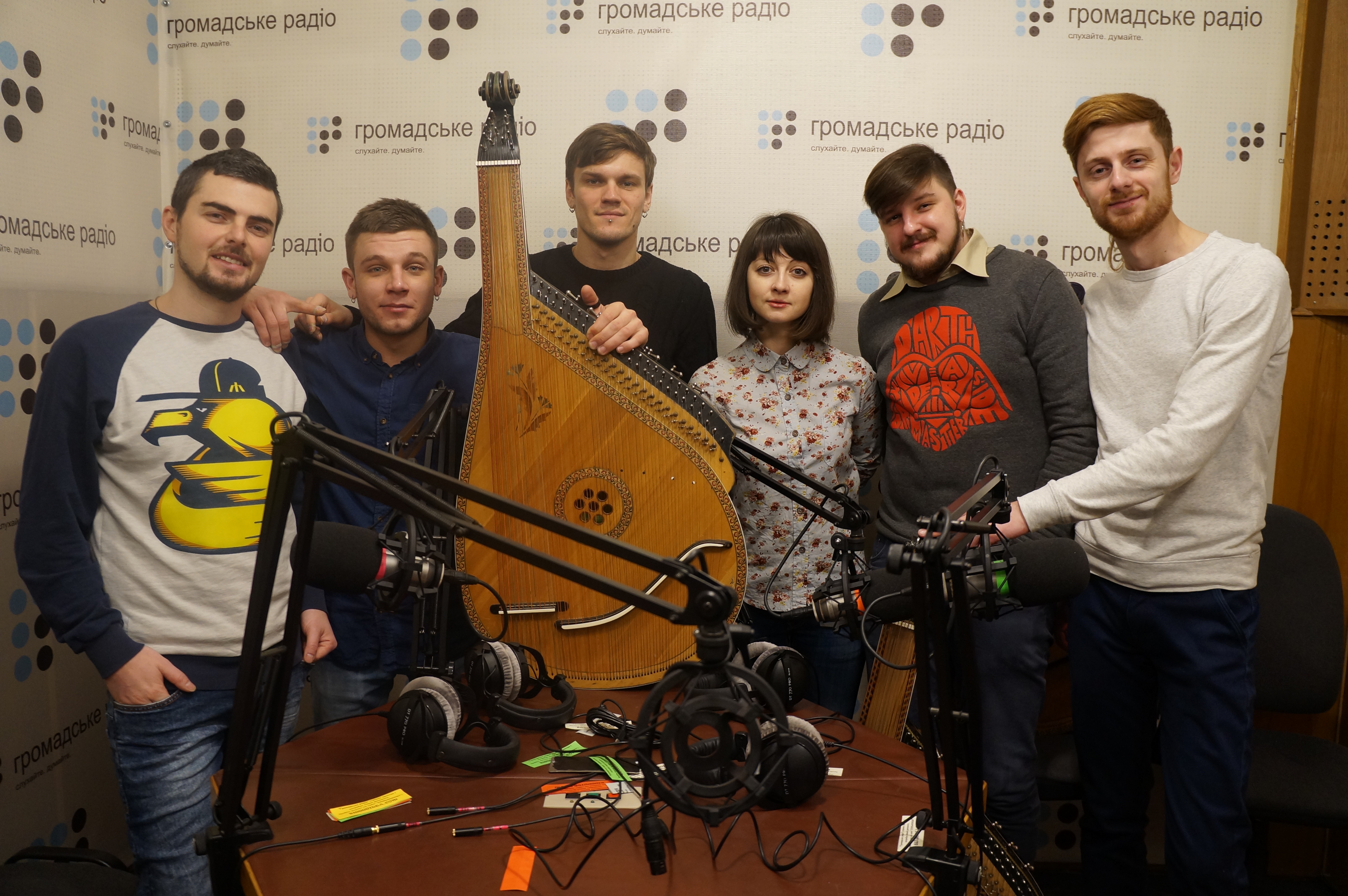 Банда бандуристів у студії ГР: Шевченко і «Jingle Bells» українською