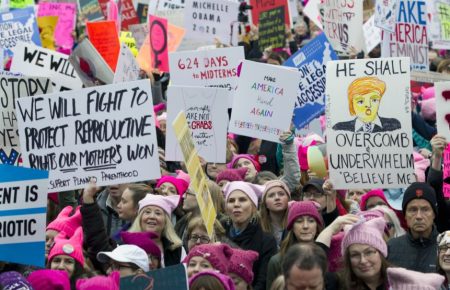 Марш жінок у Вашингтоні: проти чого протестують сотні тисяч американок?