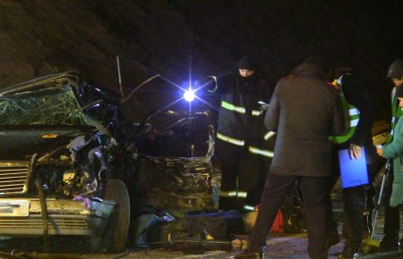 ДТП в Чернівецькій області: авто зіткнулось з мікроавтобусом, є загиблі ВІДЕО