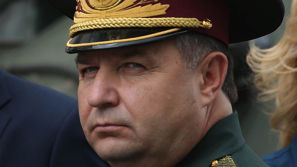 Міністр оборони Степан Полторак звільнився з армії