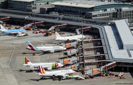 В Гамбурзі закрили аеропорт через вкид невідомої речовини