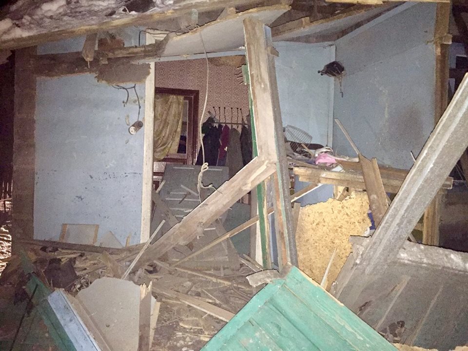 В Авдіївці обстріляли пункт гуманітарної допомоги, є загиблі (оновлено)