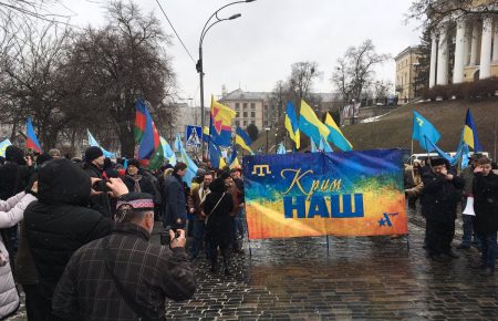 День крымского сопротивления: люди готовятся к маршу