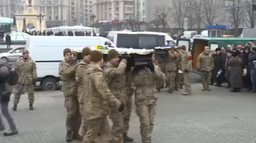 Чичеріна використала відео прощання з українськими бійцями в кліпі про «Гіві»