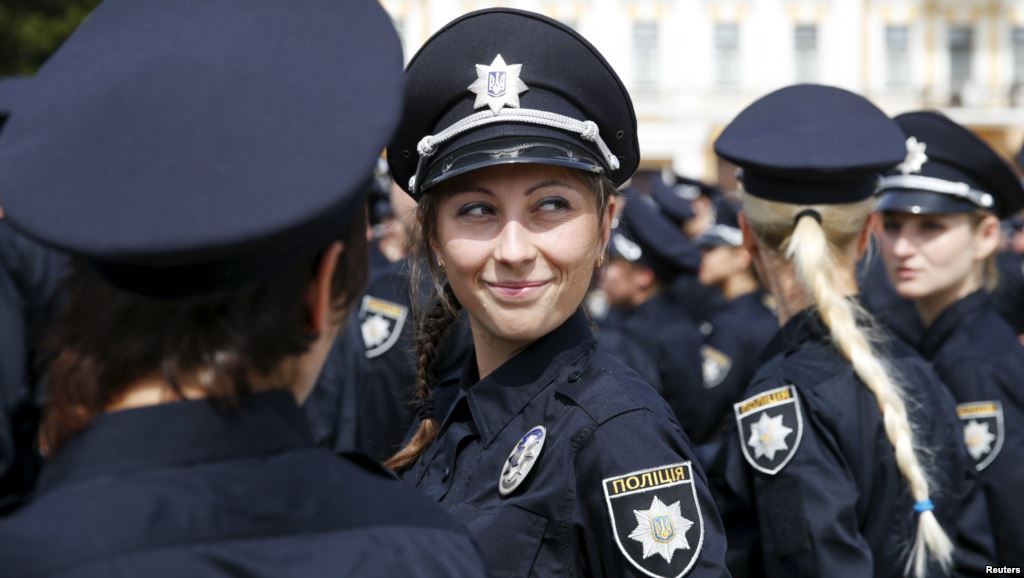 В Україні створять підрозділ жінок-поліцейських, які боротимуться із домашнім насильством