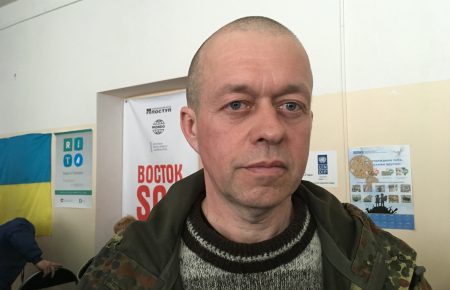 Мешканці Кримського на Луганщині: головне, щоб не стріляли