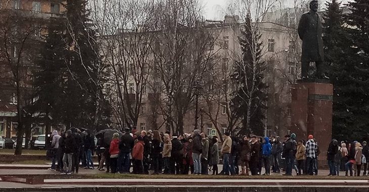 Міліція атакувала стихійну акцію в Білорусі - правозахисник (ВІДЕО) Міліція атакувала стихійну акцію в Білорусі - правозахисник (ВІДЕО)