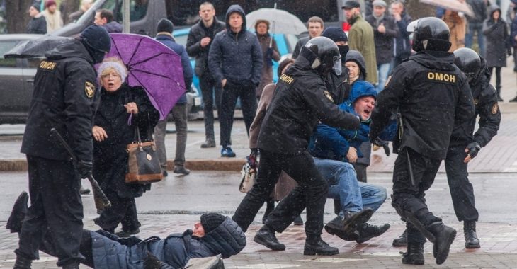 У Мінську під час протестів затримали не двох, а трьох громадян України У Мінську під час протестів затримали не двох, а трьох громадян України