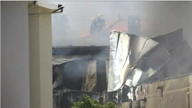 В Португалії літак розбився біля супермаркету (Відео)