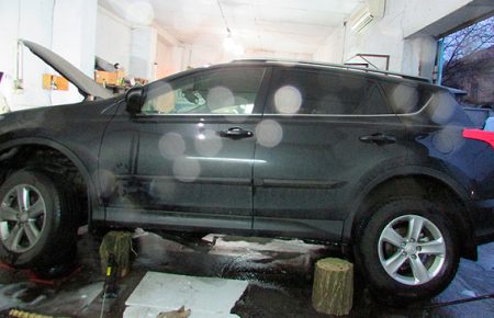 В машині міського голови Ізмаїла знайшли вибухівку (ФОТО)