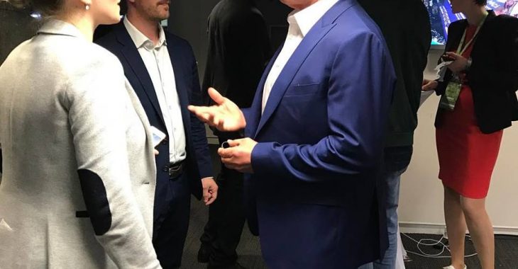 На бій Кличка в Лондоні приїхав Шварценеггер (ФОТО) На бій Кличка в Лондоні приїхав Шварценеггер (ФОТО)