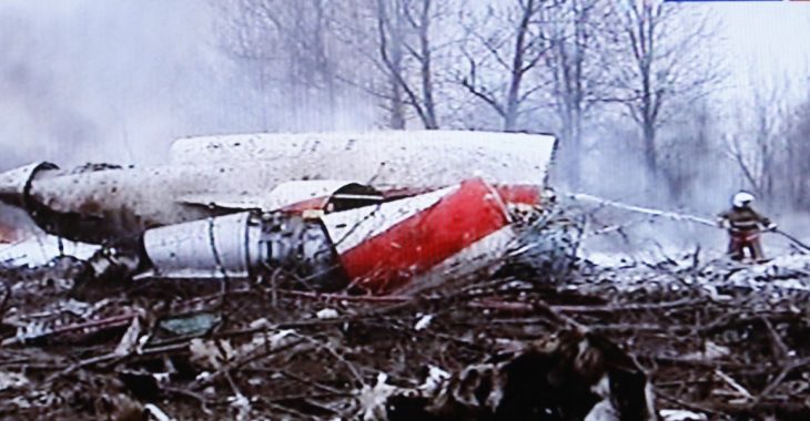 Польща звинувачує російських диспетчерів в авіакатастрофі під Смоленськом Польща звинувачує російських диспетчерів в авіакатастрофі під Смоленськом