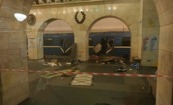 В Росії оприлюднили повний список постраждалих під час вибуху в метро В Росії оприлюднили повний список постраждалих під час вибуху в метро
