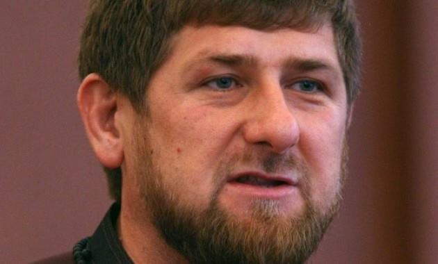 Чеченцям погрожують зброєю за паління та відвідування басейну
