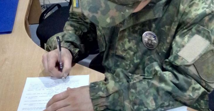 В Краматорську напали на офіс державного каналу (ФОТО) В Краматорську напали на офіс державного каналу (ФОТО)