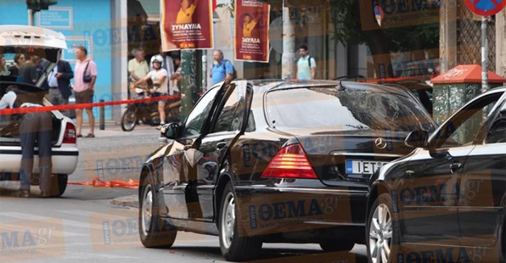 В центрі Афін підірвали автівку екс-прем'єра В центрі Афін підірвали автівку екс-прем'єра