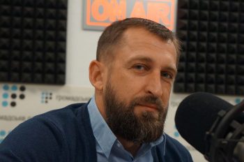 Препарат для ВІЛ-інфікованих за $61 за упаковку замість $19. Чому Україна закуповує дорожче? Препарат для ВІЛ-інфікованих за $61 за упаковку замість $19. Чому Україна закуповує дорожче?