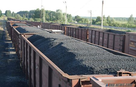 Бойовики «ЛНР» хочуть продати близько 70 вагонів сортового вугілля в Росію