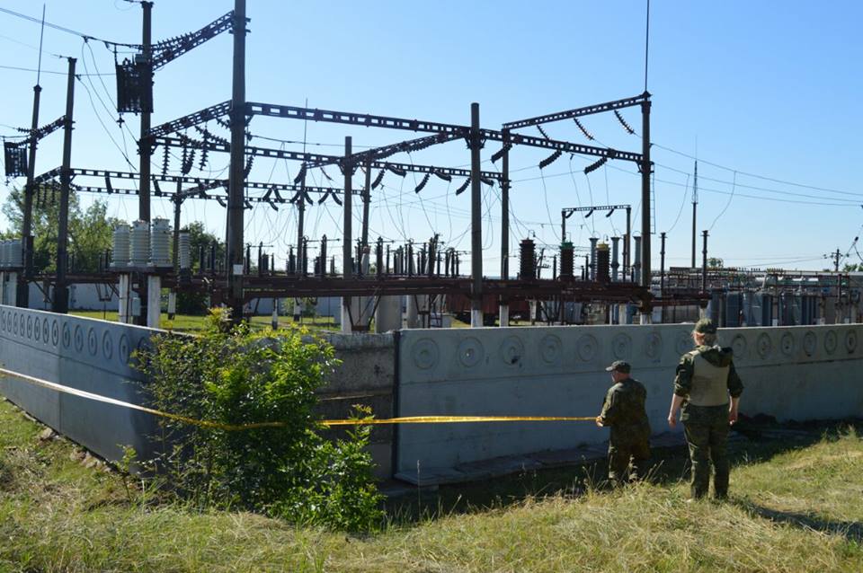 На Донбасі скоєна спроба підірвати електропідстанцію у Покровському районі (ФОТО)