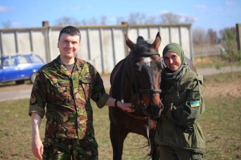 Жінка на війні: чоловіча перспектива Жінка на війні: чоловіча перспектива