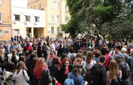 Сексизм у Могилянці. Під стінами академії відбувся протест